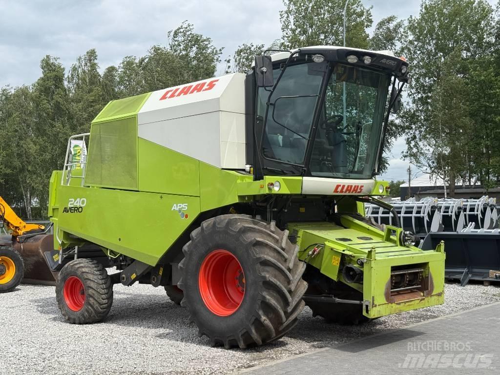 Class Avero 240 Kombinované zberacie stroje