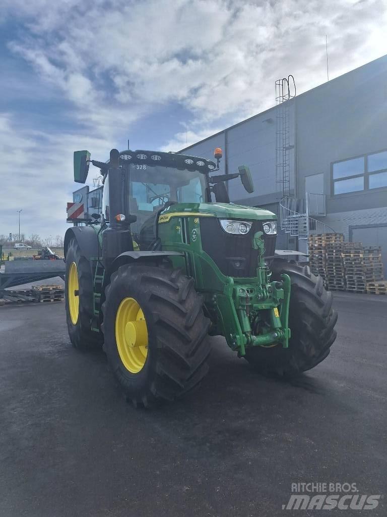 John Deere 6R250 Traktory
