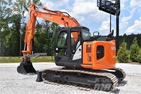 Hitachi ZX 135 Pásové rýpadlá