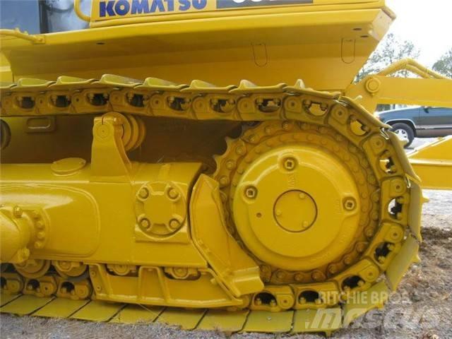 Komatsu D 65 EX Pásové dozéry