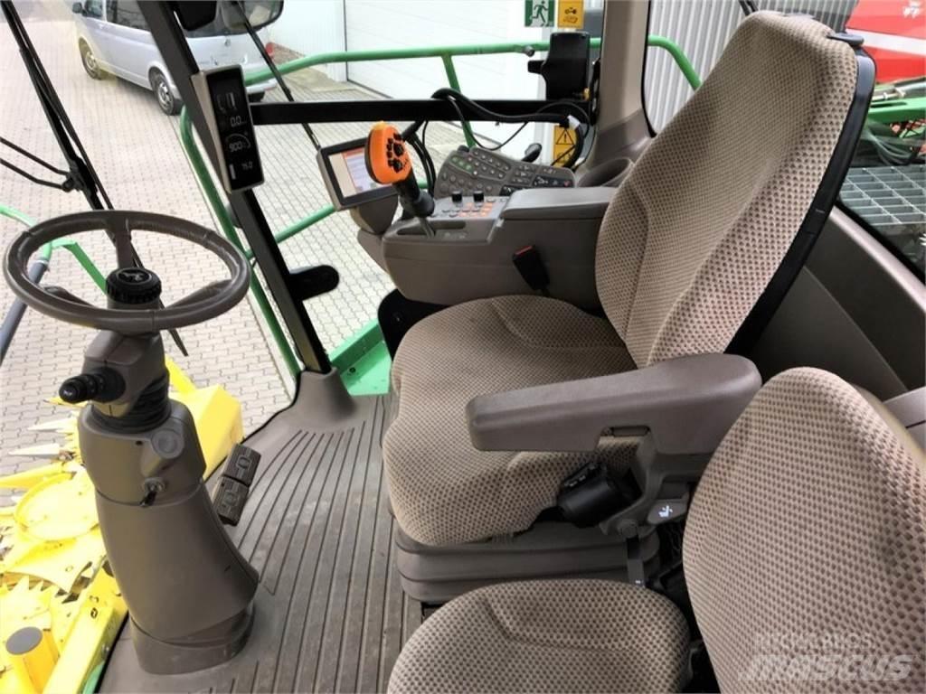 John Deere 8300i Samochodné kosačky
