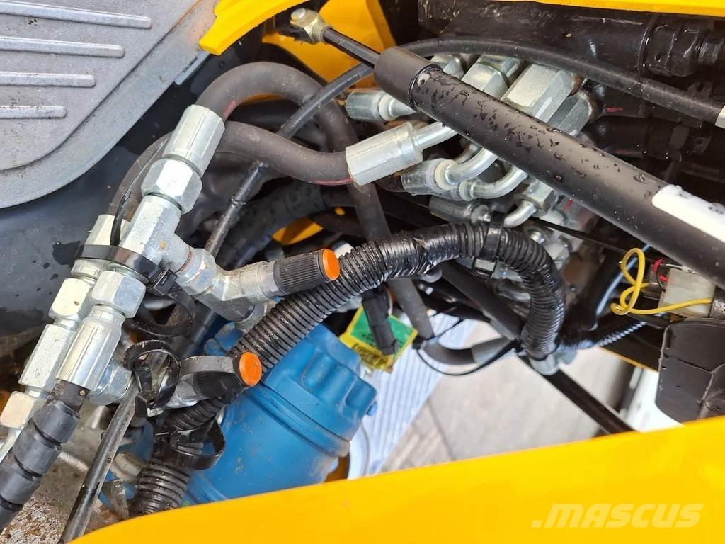 JCB 8008 CTS Mini rýpadlá < 7t