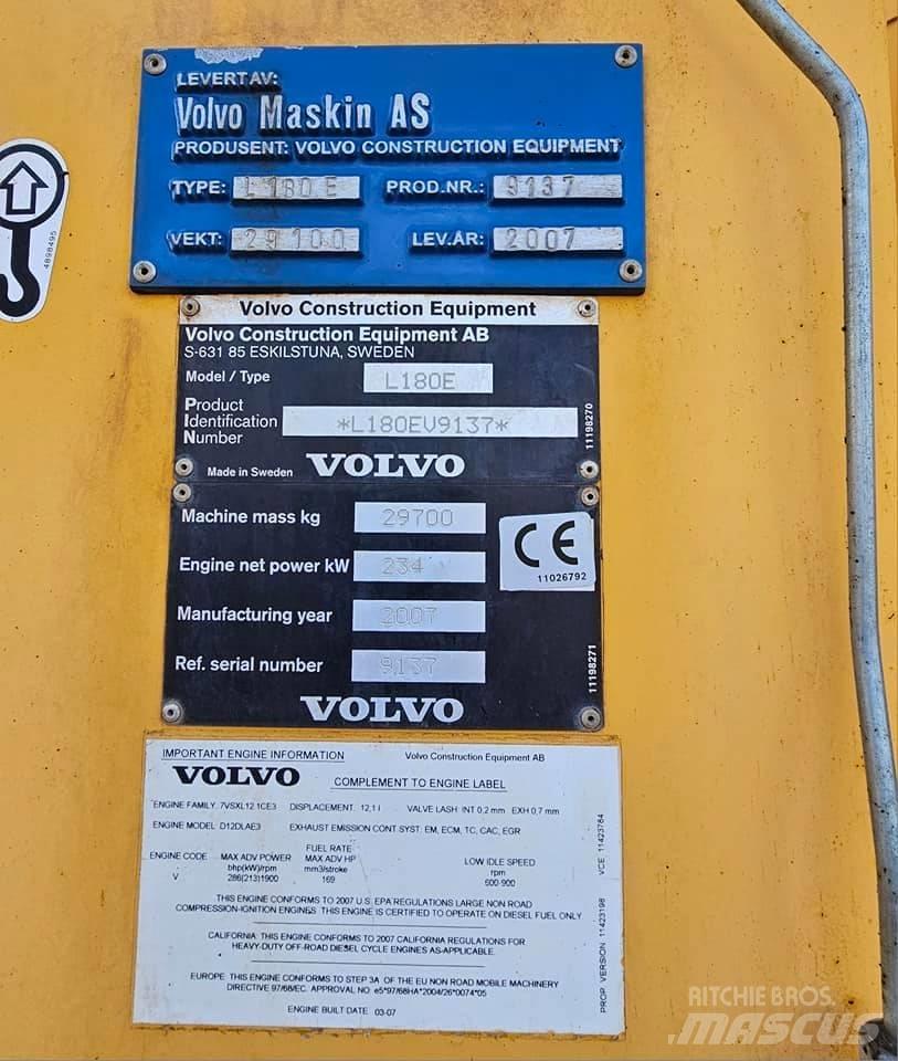 Volvo L 180 E Kolesové nakladače
