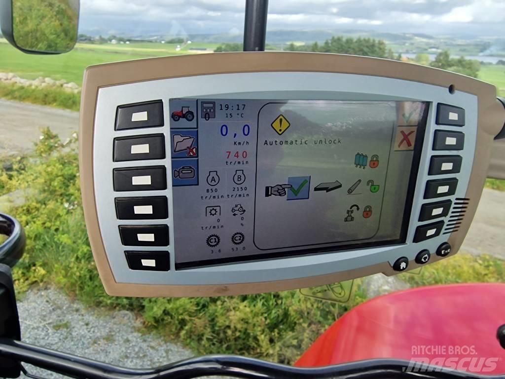 Massey Ferguson 7718 Traktory