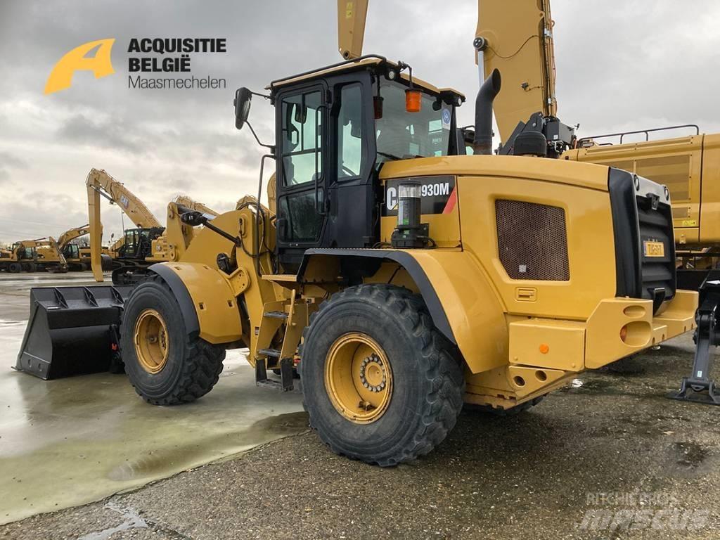 CAT 930M Kolesové nakladače