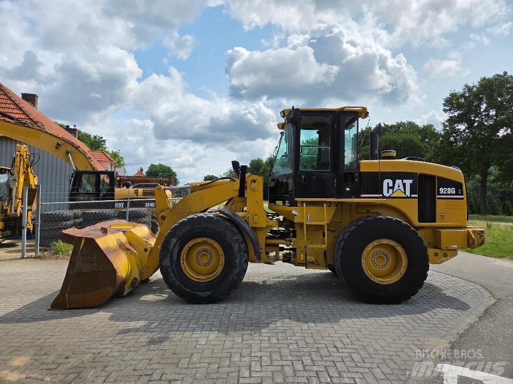 CAT 928G Kolesové nakladače