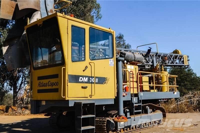 Atlas Copco DM30 Povrchové vrtné súpravy