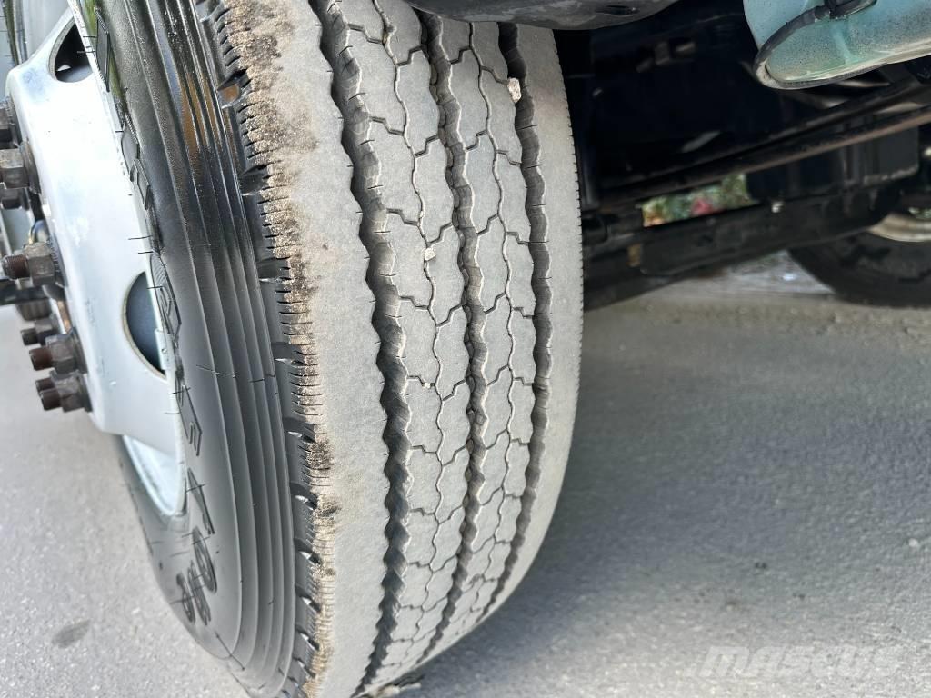 International 4300 Kombinované/Čerpacie cisterny