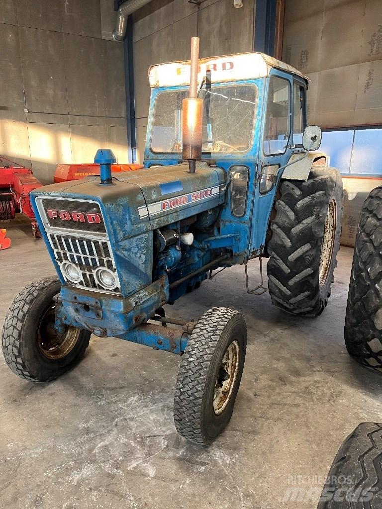 Ford 5000 Y Traktory