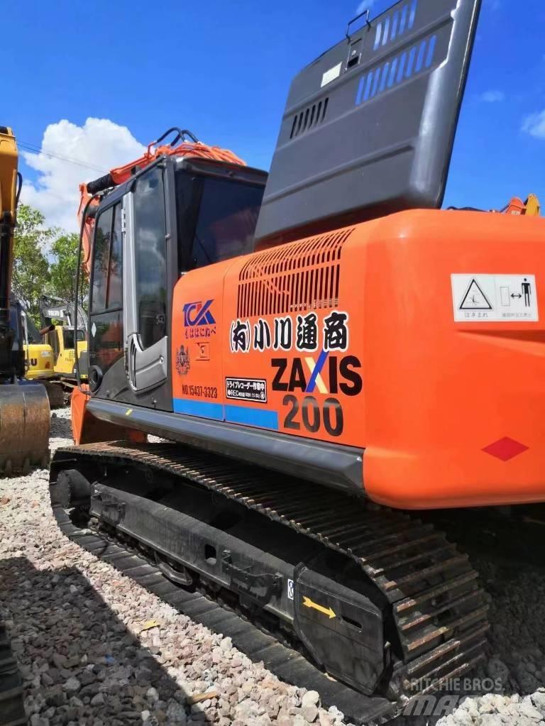 Hitachi ZX200 Pásové rýpadlá