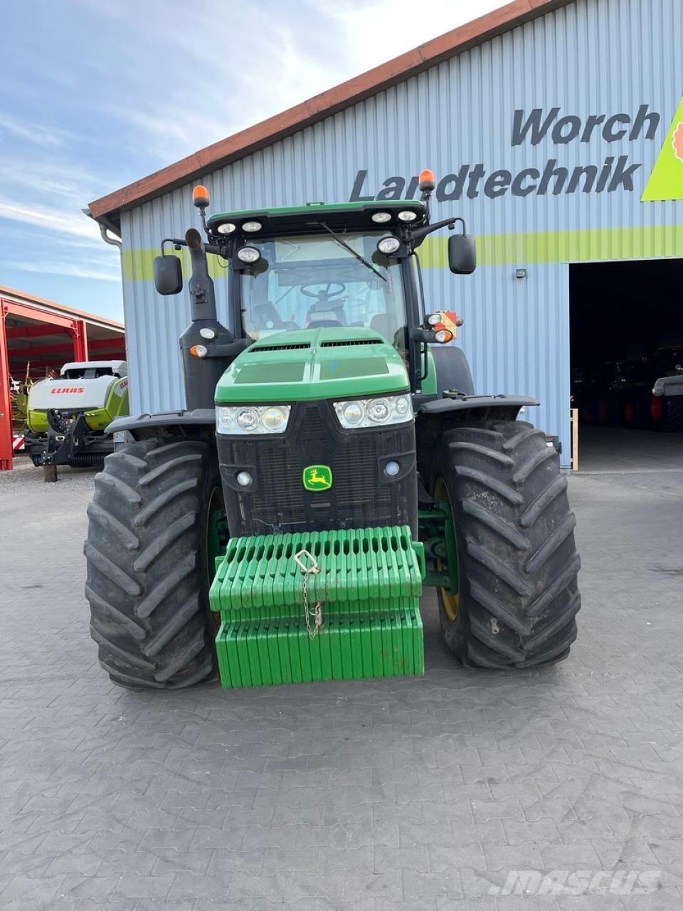 John Deere 8345 R Traktory