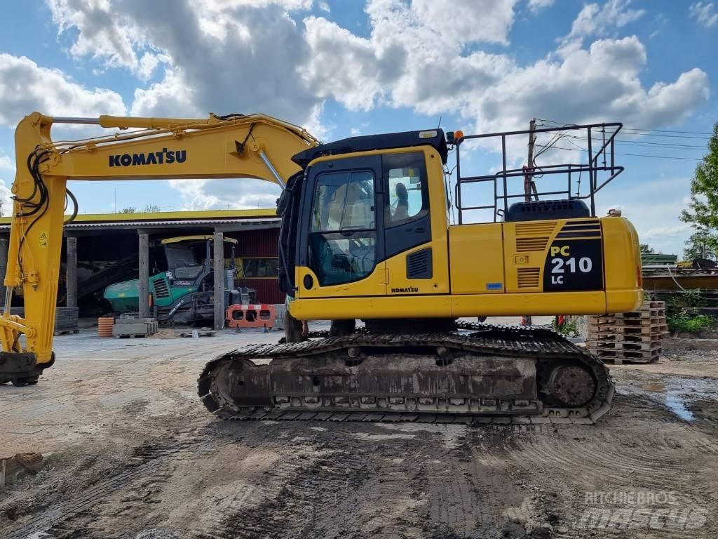 Komatsu PC 210-8 Pásové rýpadlá