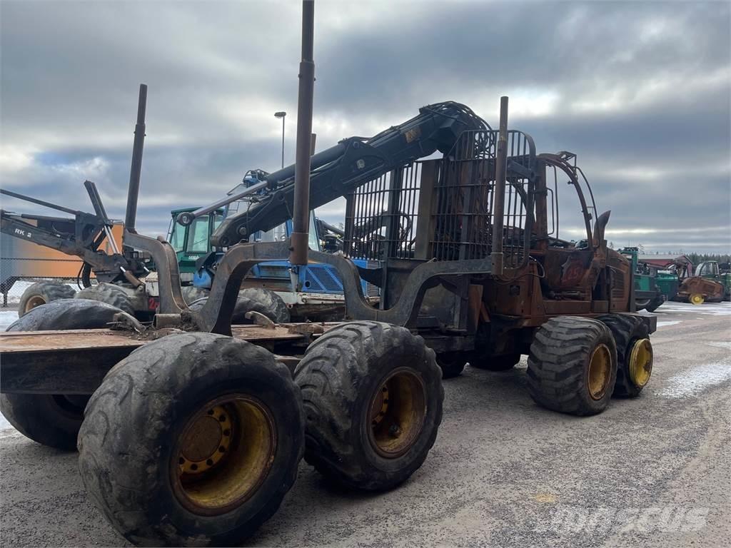 John Deere 1110E Lesné traktory