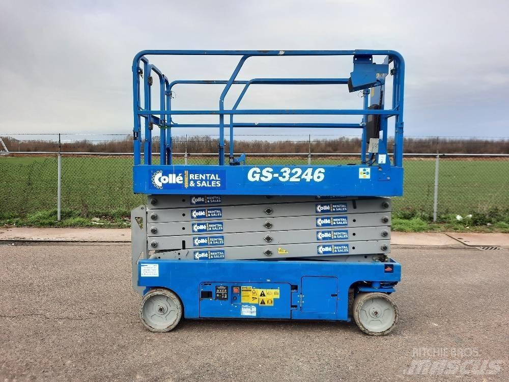 Genie GS 3246 Nožnicové zdvíhacie plošiny