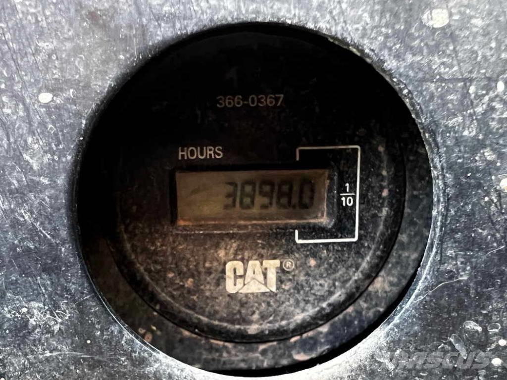 CAT 304 E CR Pásové rýpadlá