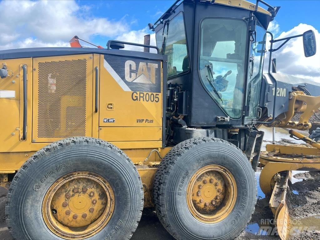 CAT 12 M Grejdery