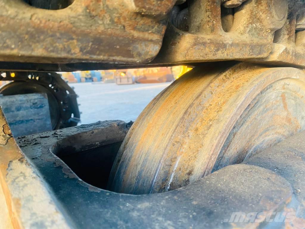 CAT 315 D L Pásové rýpadlá