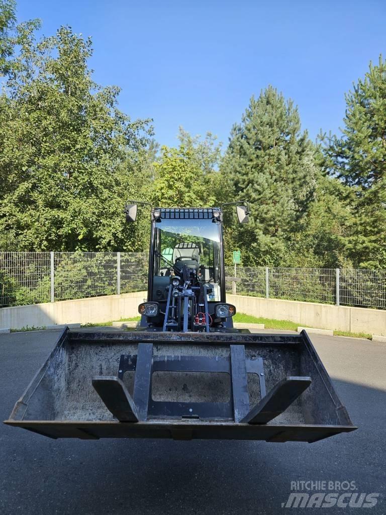 Kubota RT 260-2 Kolesové nakladače