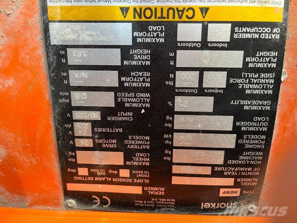 Snorkel TM 12 Vertikálne stĺpové výťahy