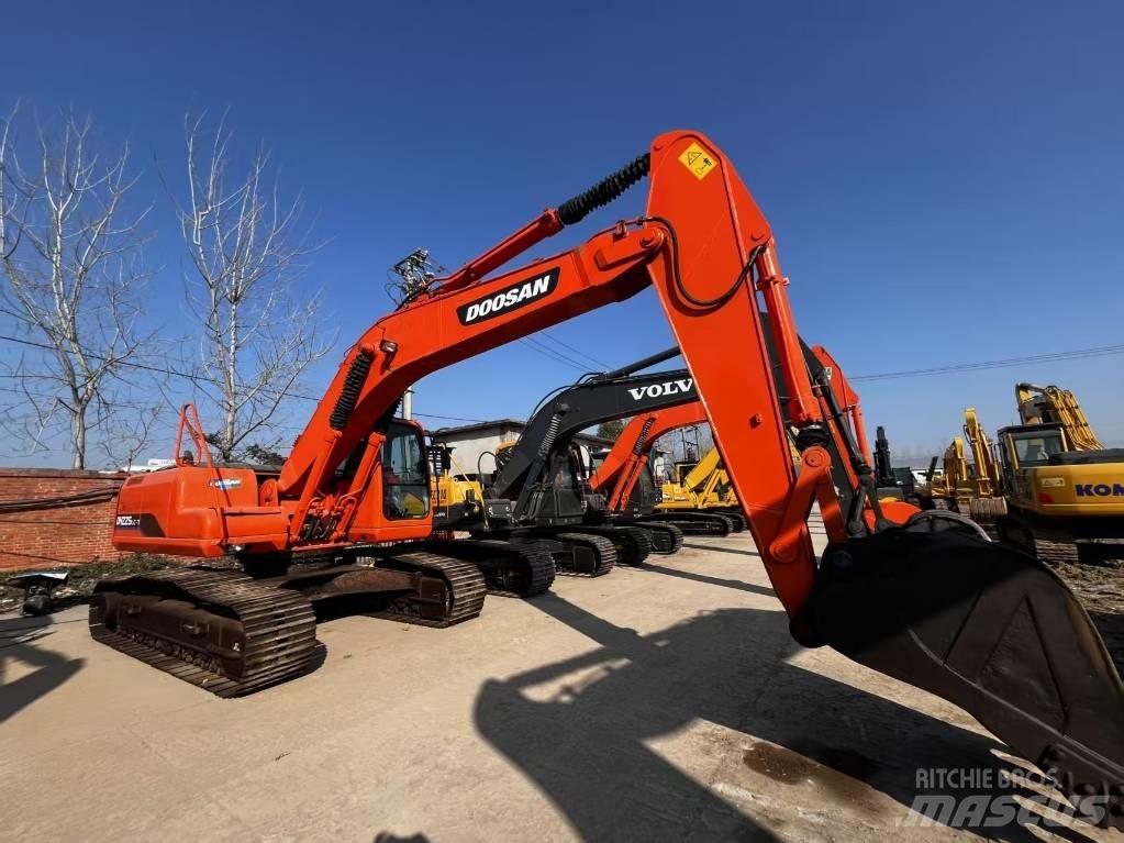 Doosan DH225-7 Midi rýpadlá 7 t - 12 t