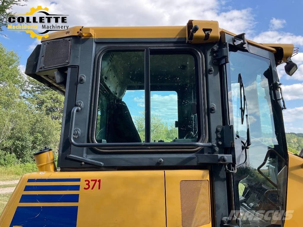 Komatsu D 39 EX Pásové dozéry