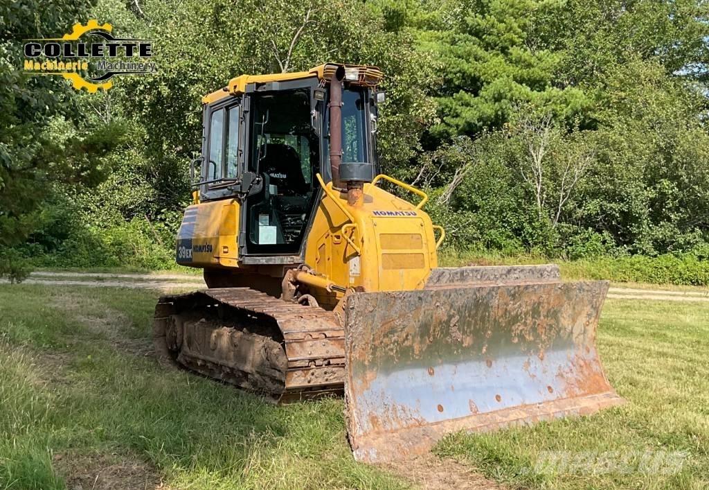 Komatsu D 39 EX Pásové dozéry