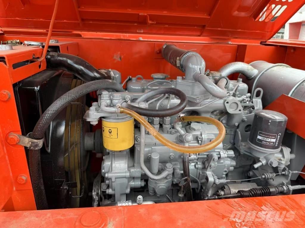 Hitachi Zaxis 60 Pásové rýpadlá