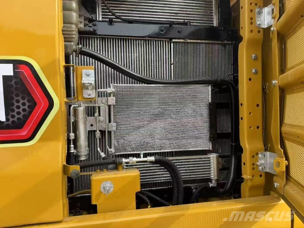 CAT 323GC Pásové rýpadlá