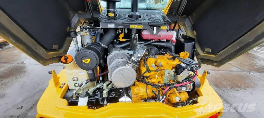 CAT 908M Kolesové nakladače