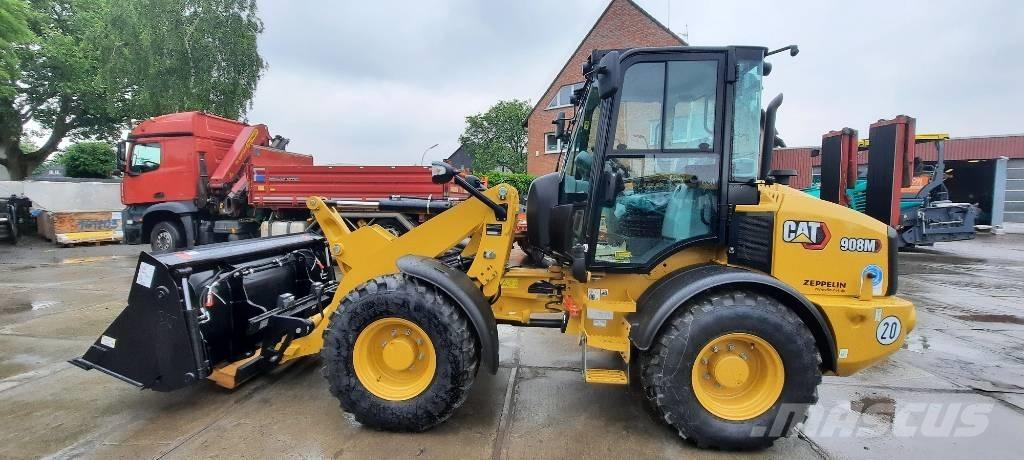 CAT 908M Kolesové nakladače