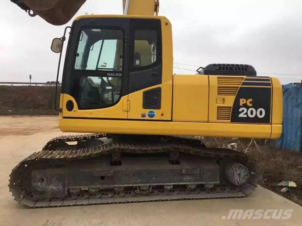 Komatsu pc200-8 Pásové rýpadlá