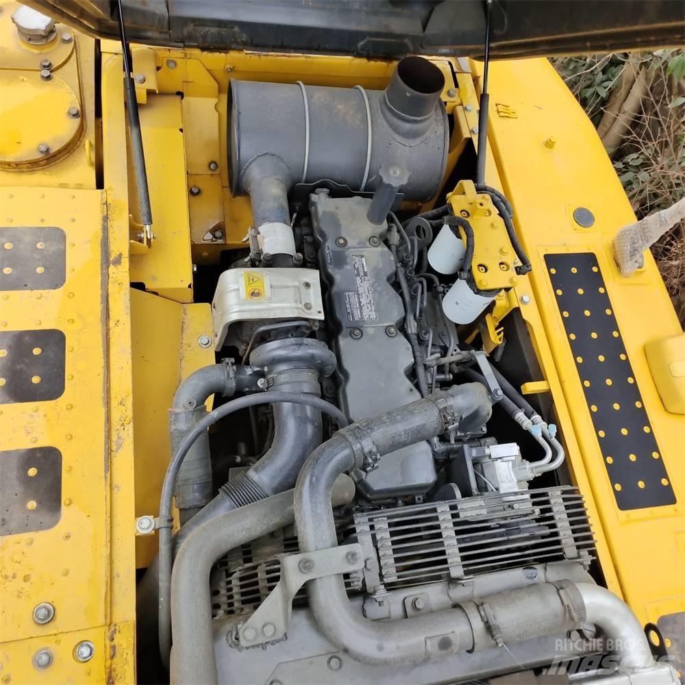 Komatsu PC 210 LC-7 Pásové rýpadlá