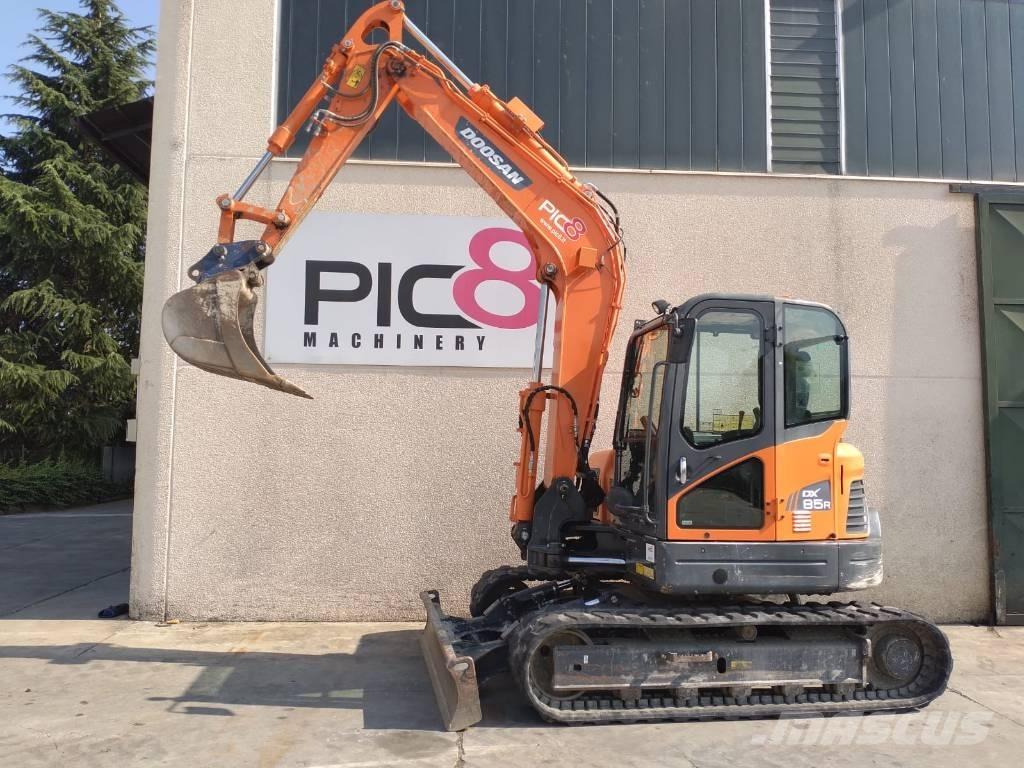 Doosan DX 85 R-3 Midi rýpadlá 7 t - 12 t