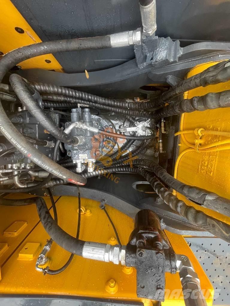 Hyundai R220LC-9 Pásové rýpadlá
