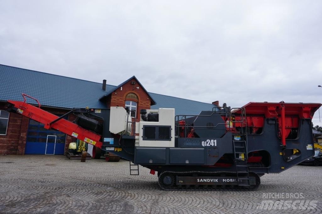 Sandvik QJ 241 Mobilné drviče