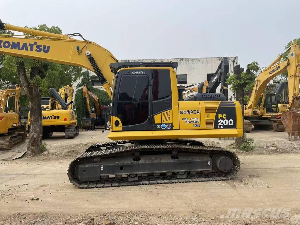 Komatsu pc200-8 Pásové rýpadlá