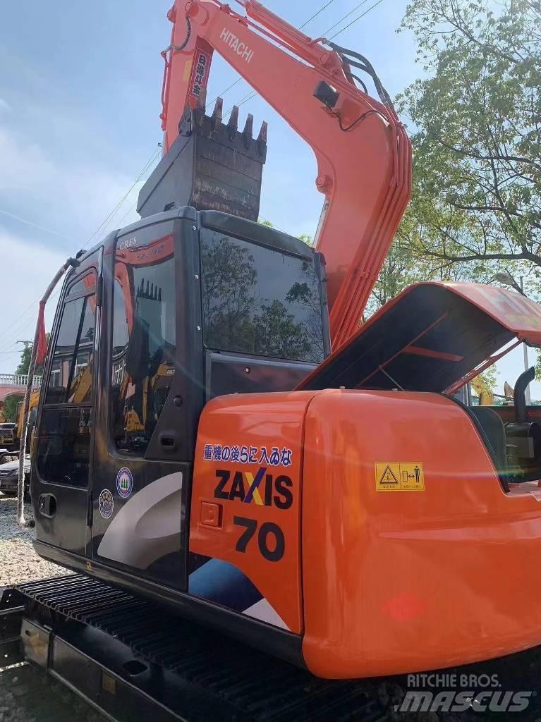 Hitachi ZX70 Mini rýpadlá < 7t