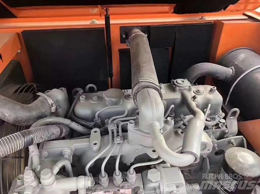 Hitachi ZX70 Mini rýpadlá < 7t