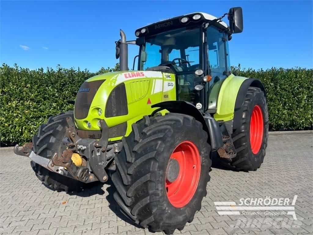 CLAAS ARION 640 Traktory