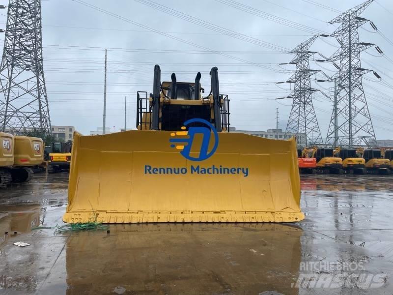 CAT D 10 R Pásové dozéry