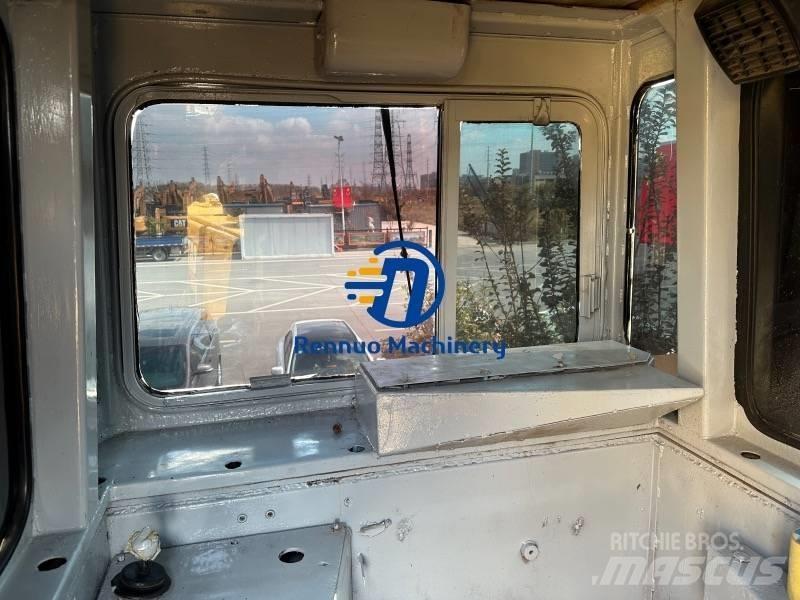 CAT D 10 R Pásové dozéry