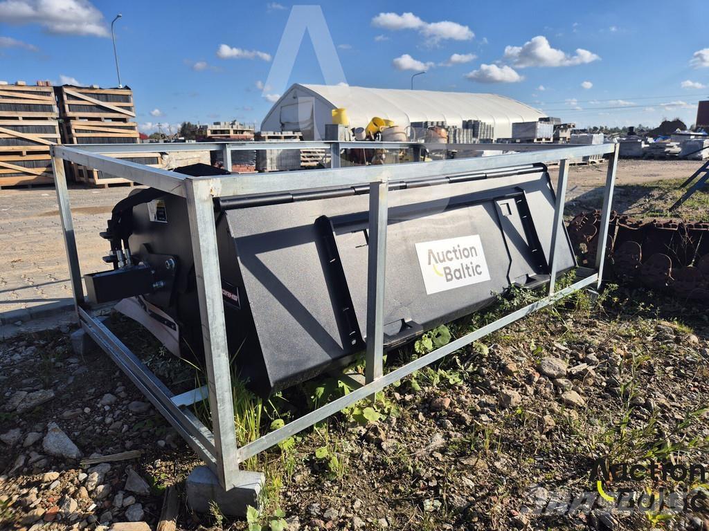  Rhino-Cross 72 in Zametacie kefy