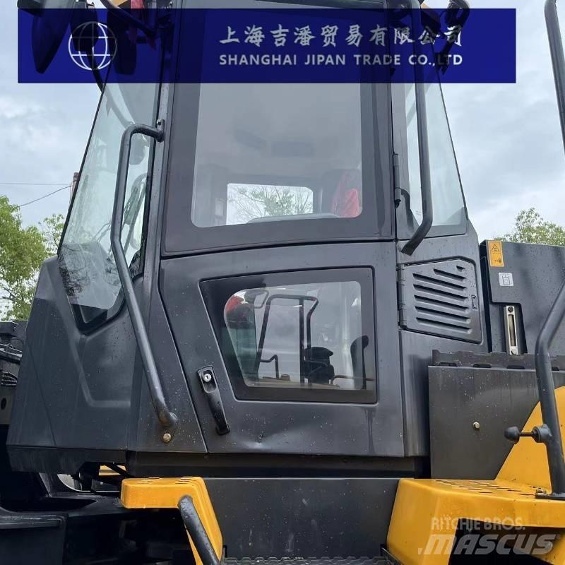 LiuGong CLG 870 H Kolesové nakladače