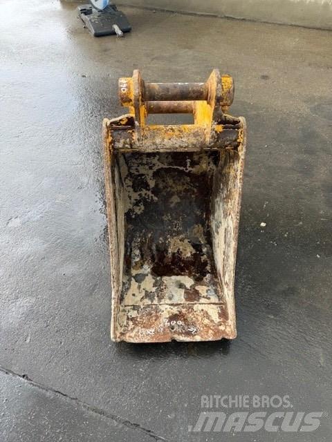 JCB 7-8 TON Hĺbkové lopaty