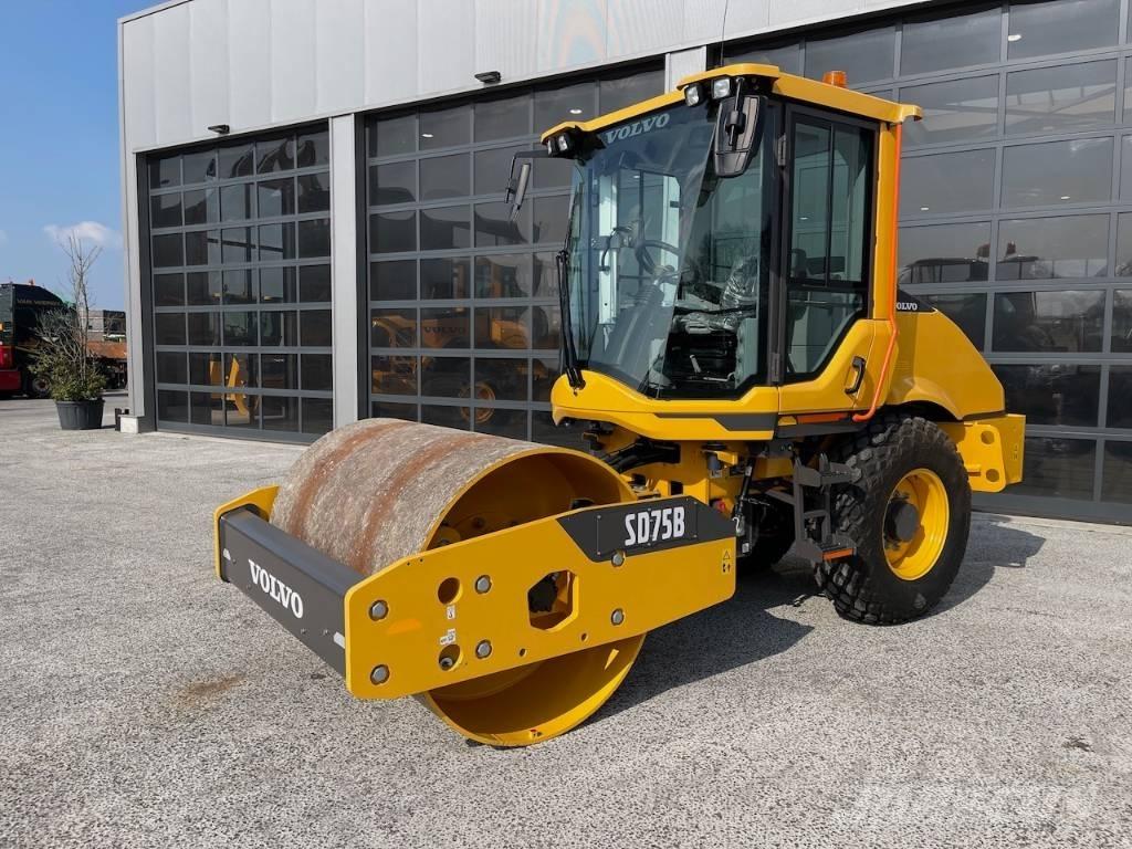 Volvo SD 75 B Ťahačové valce