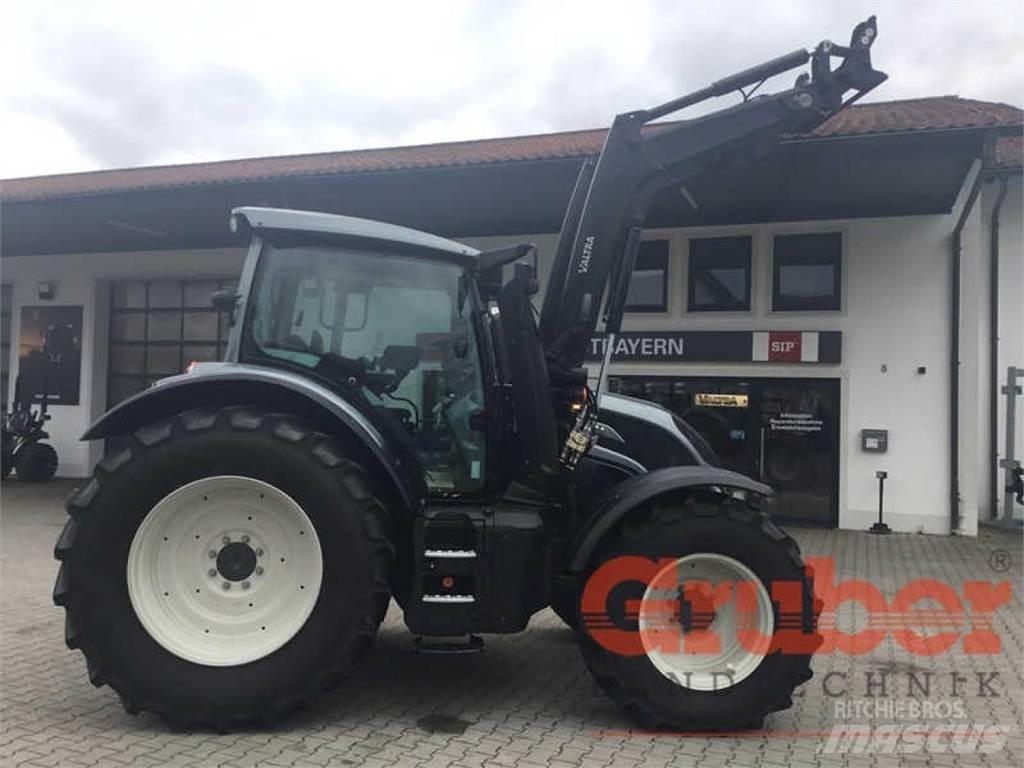 Valtra N 175 D Traktory