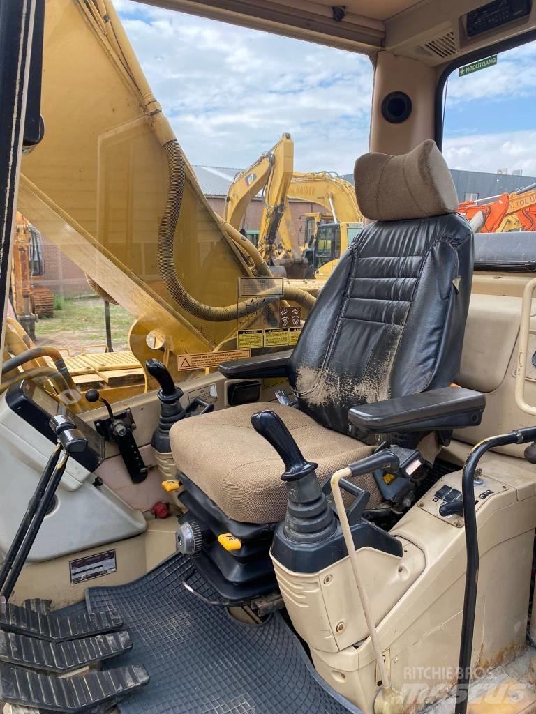 CAT 325 L Pásové rýpadlá