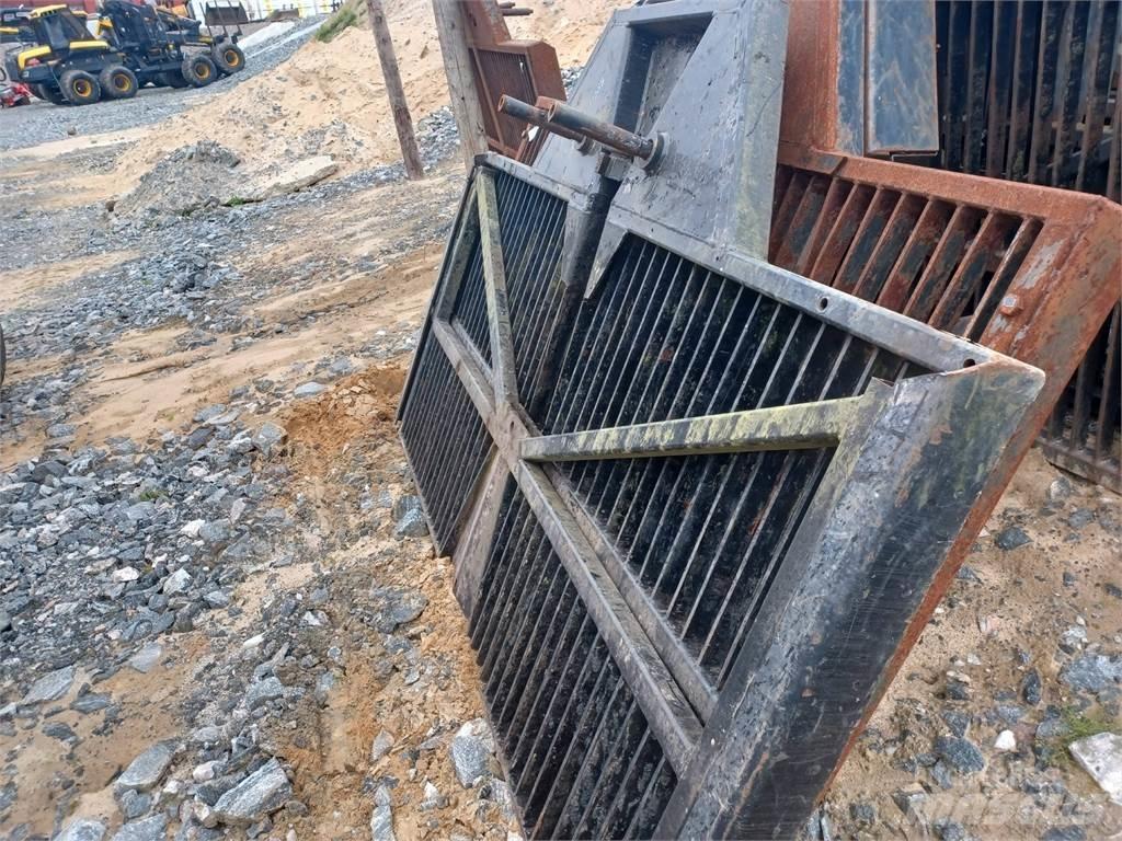 Komatsu 855.1 Ďalšie komponenty