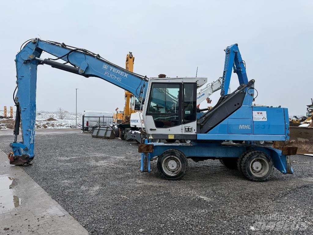 Fuchs MHL 331 Stroje pre manipuláciu s odpadom