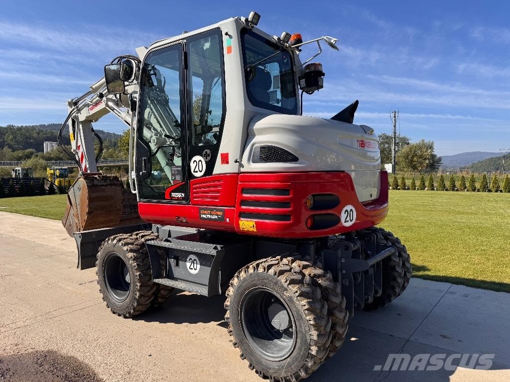 Takeuchi TB 295 W Kolesové rýpadlá